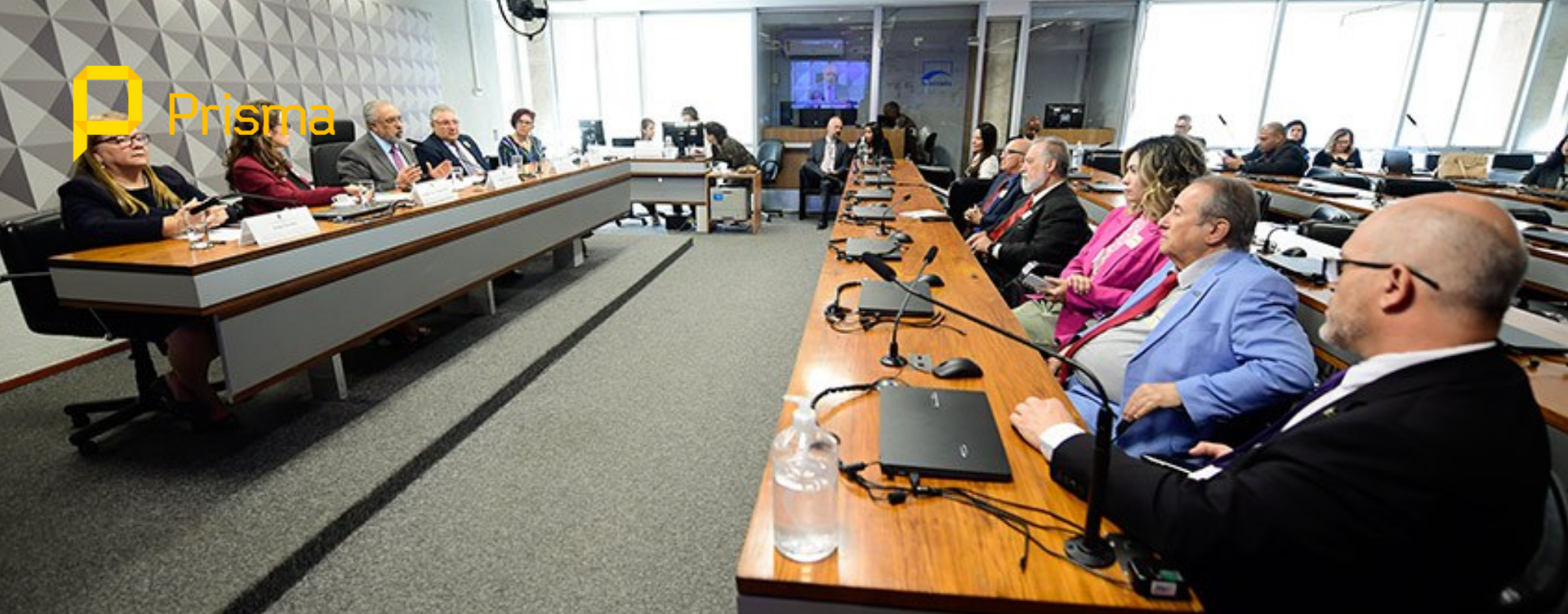 Leia mais sobre o artigo Debatedores defendem redução da jornada de trabalho sem corte de salário